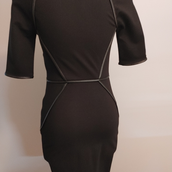 Guess Dress - Picture 3 of 5